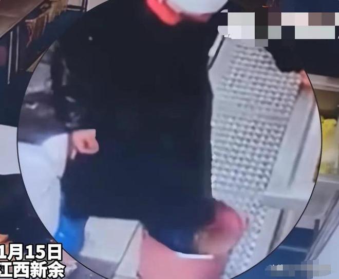 食材多人被处理更多细节曝光细思极恐AG真人地址后续！江西学校员工脚踩(图21)