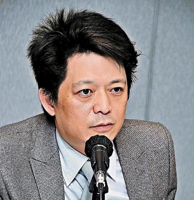 落关6000家店亏40亿都是红颜祸水AG真人旗舰厅“一代鞋王”达芙妮没(图20)